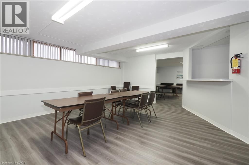 105 - 24 MIDLAND DRIVE Image 38