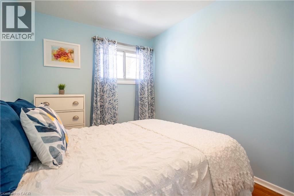 1034 WINTERHALT AVENUE Image 22