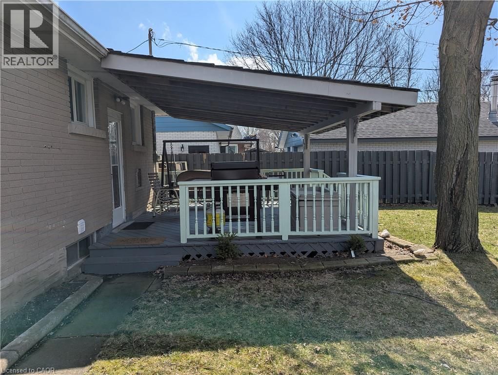 1034 WINTERHALT AVENUE Image 35