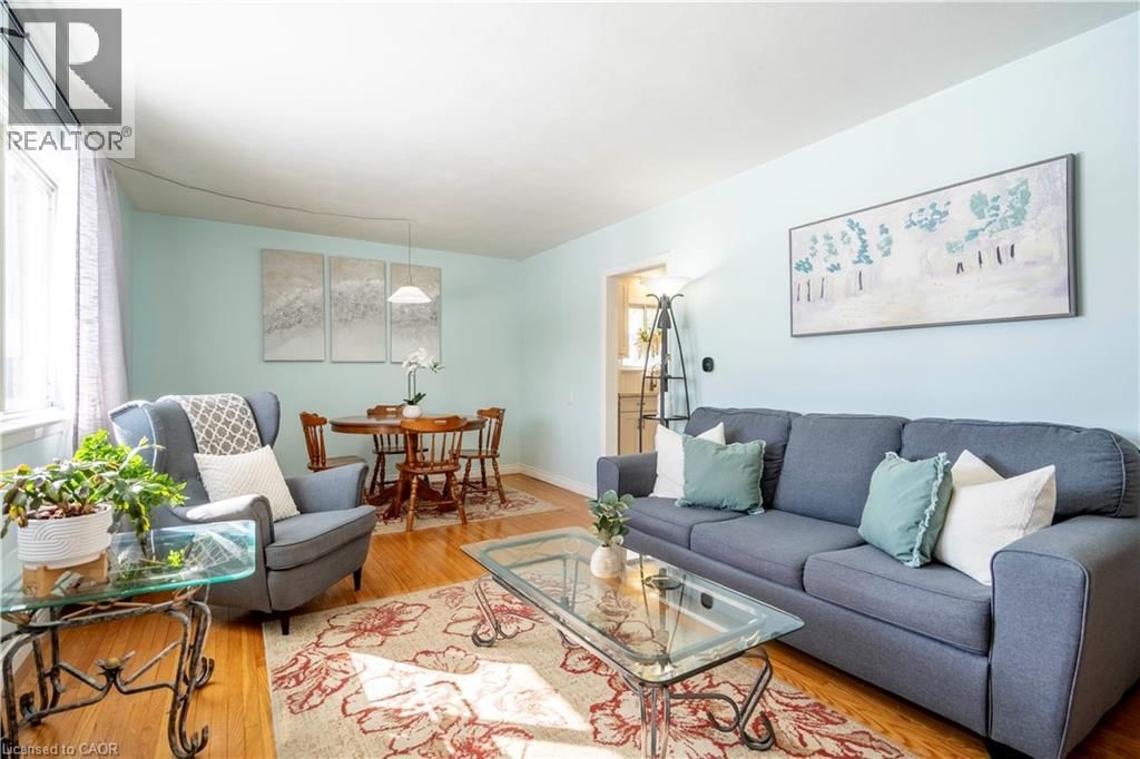 1034 WINTERHALT AVENUE Image 9