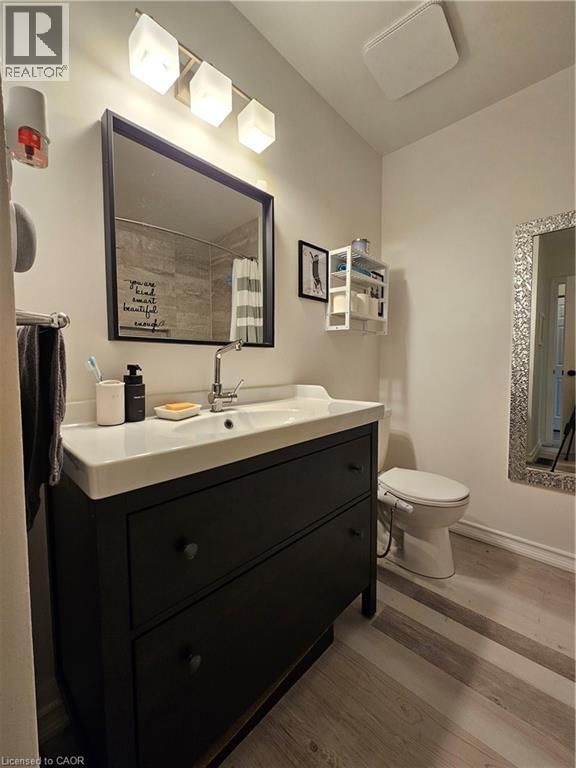 C - 662 GREY STREET Image 23