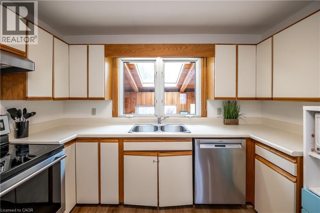 62 CROSTHWAITE AVENUE SOUTH Image 20