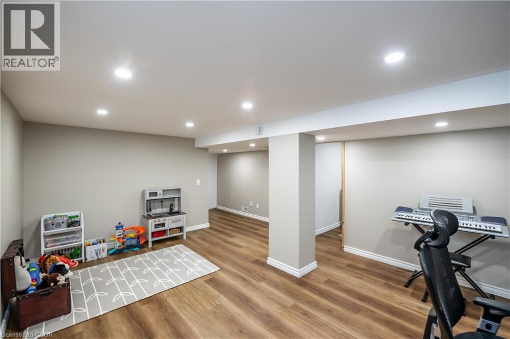 62 CROSTHWAITE AVENUE SOUTH Image 33