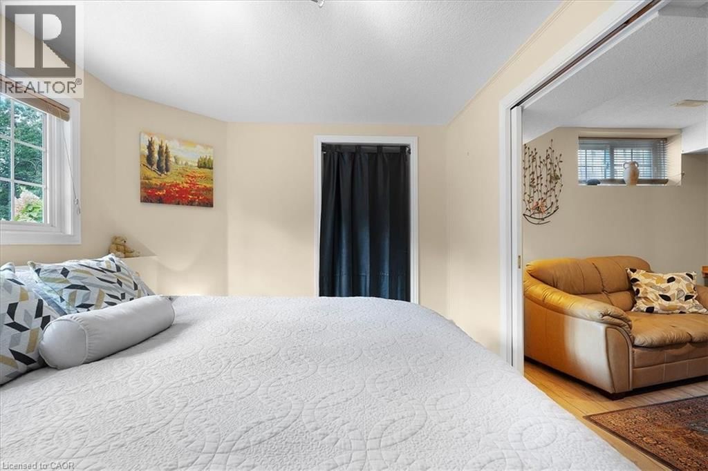 139 GOLD STREET Image 28