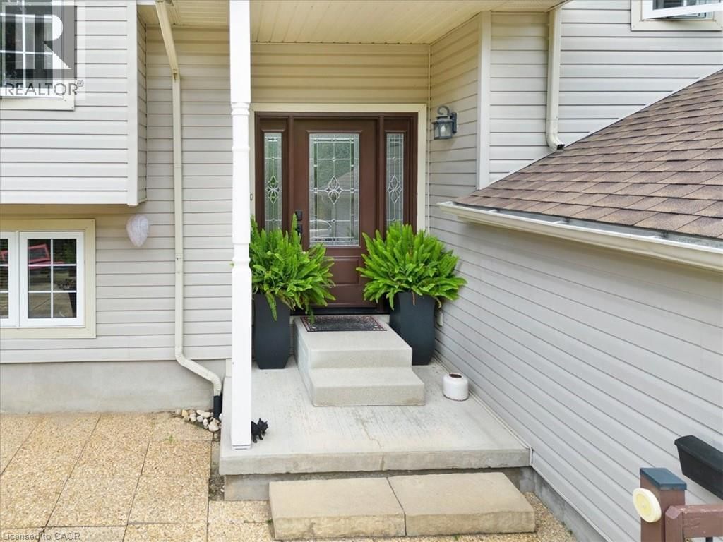 139 GOLD STREET Image 3