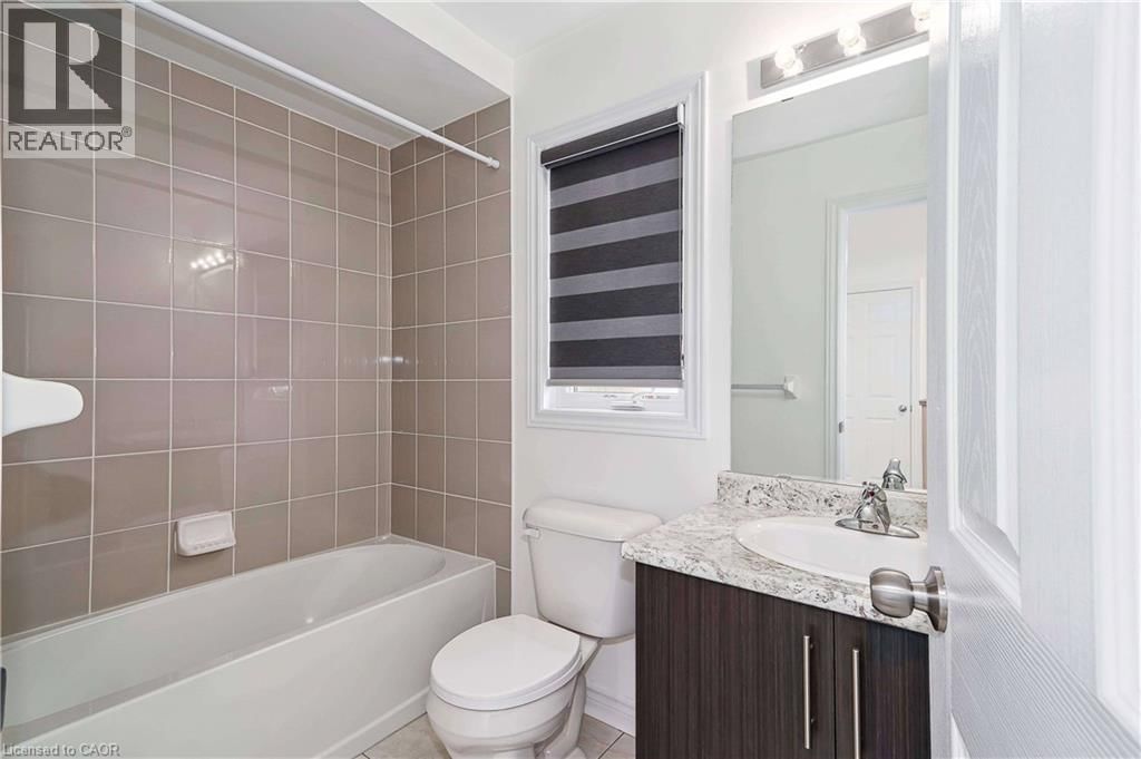 23 ALBANY STREET Image 19