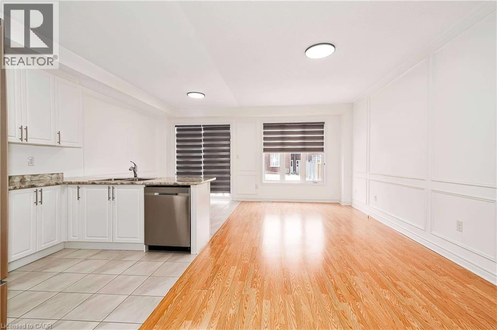 23 ALBANY STREET Image 6