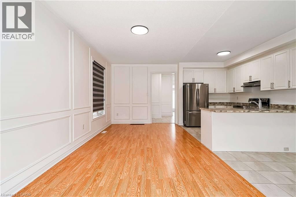 23 ALBANY STREET Image 9