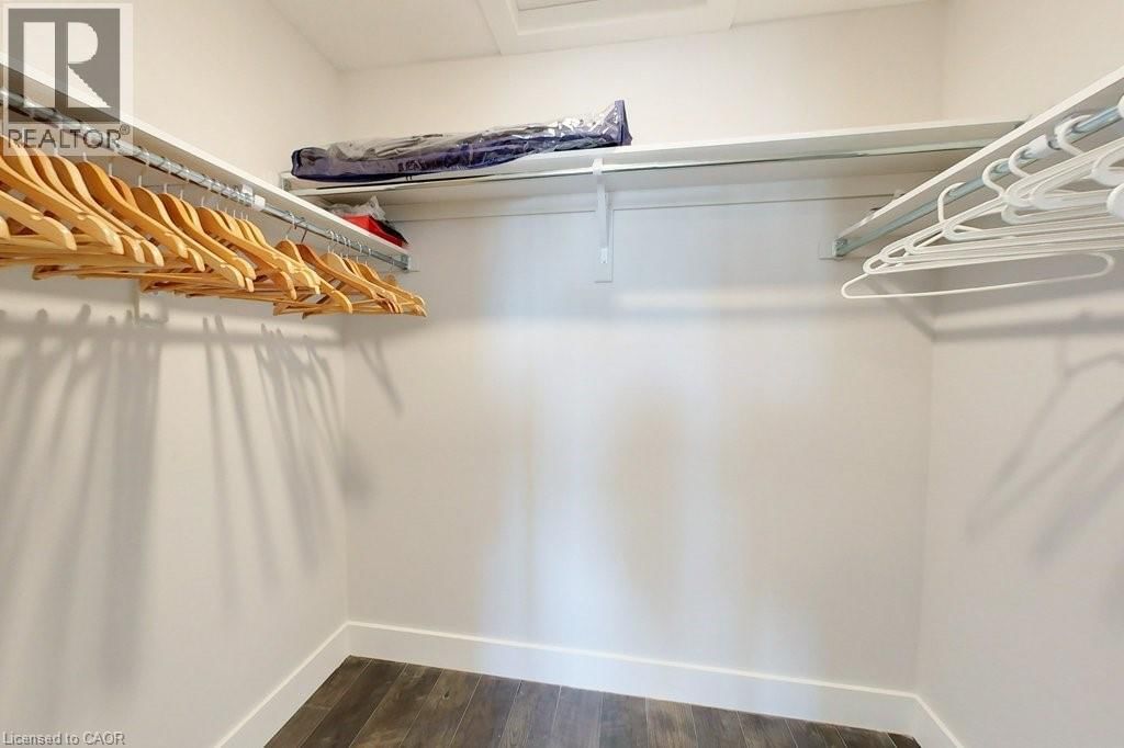 212 COURTLAND STREET Image 20