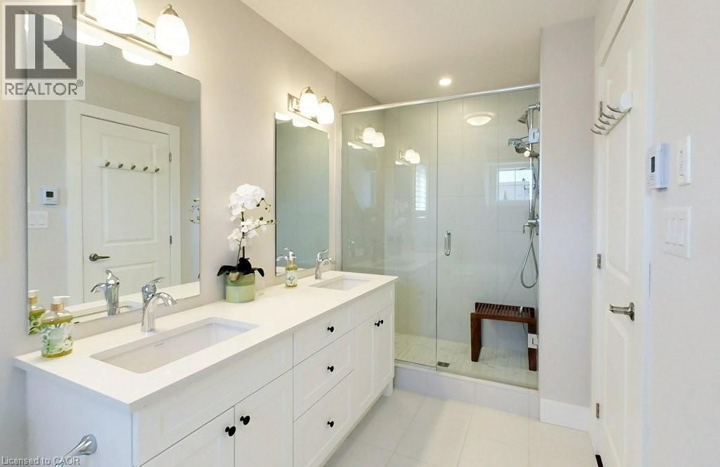 212 COURTLAND STREET Image 22