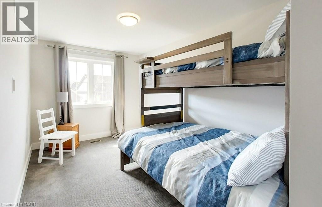 212 COURTLAND STREET Image 26