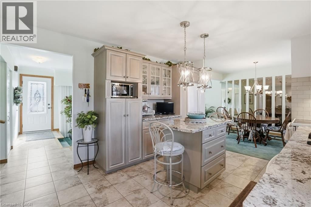 692 MILES ROAD Image 13