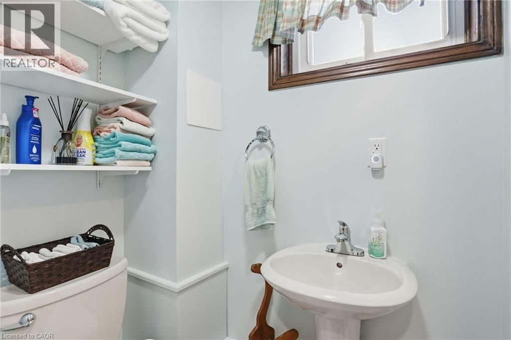 692 MILES ROAD Image 29