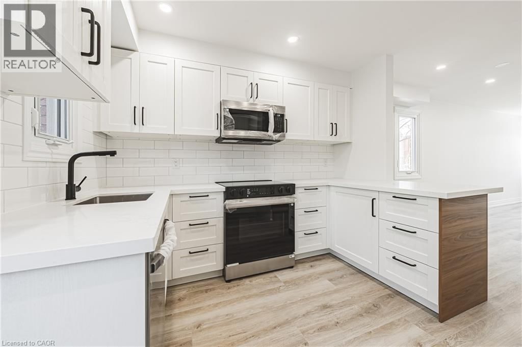 101 - 895 MAPLE AVENUE Image 16