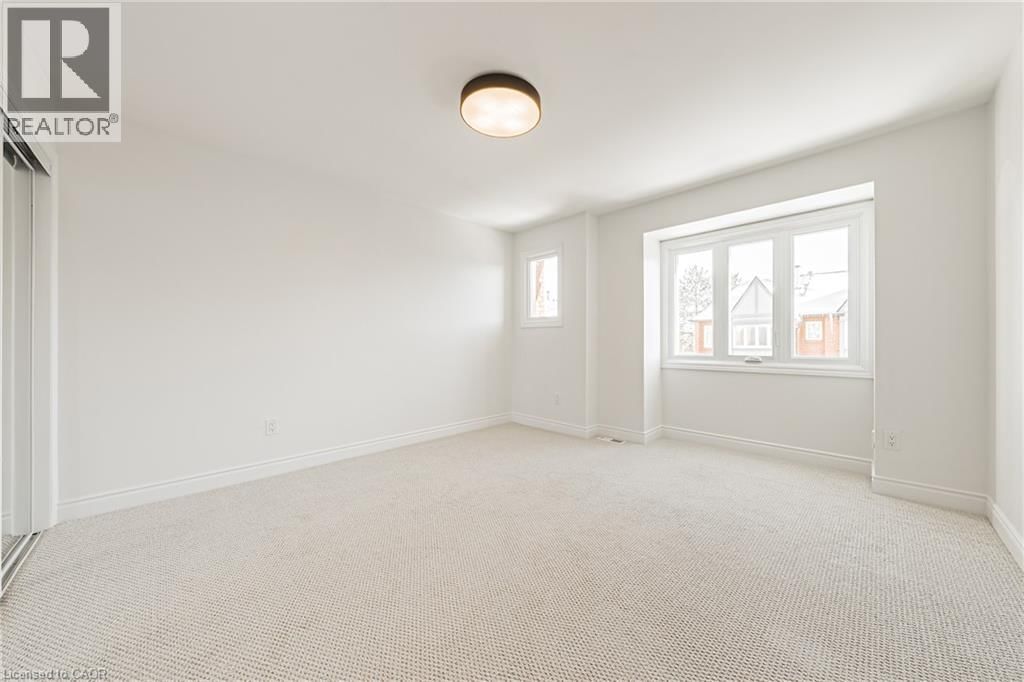 101 - 895 MAPLE AVENUE Image 22