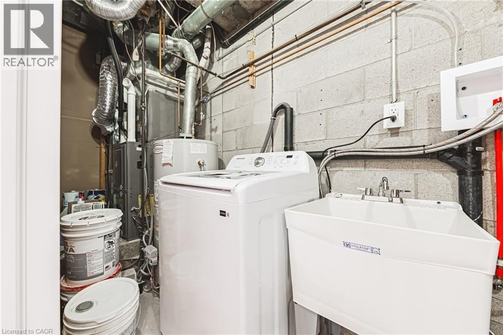 101 - 895 MAPLE AVENUE Image 8