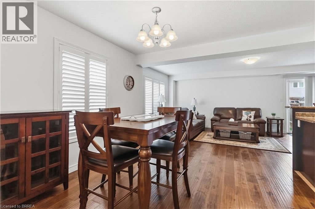 1 CHARLESWOOD CRESCENT Image 17