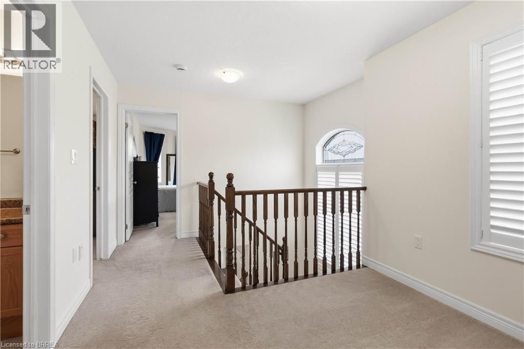 1 CHARLESWOOD CRESCENT Image 20