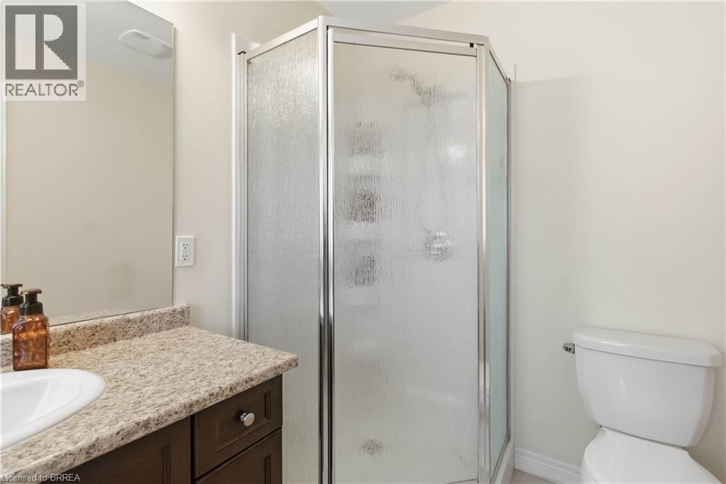 1 CHARLESWOOD CRESCENT Image 26