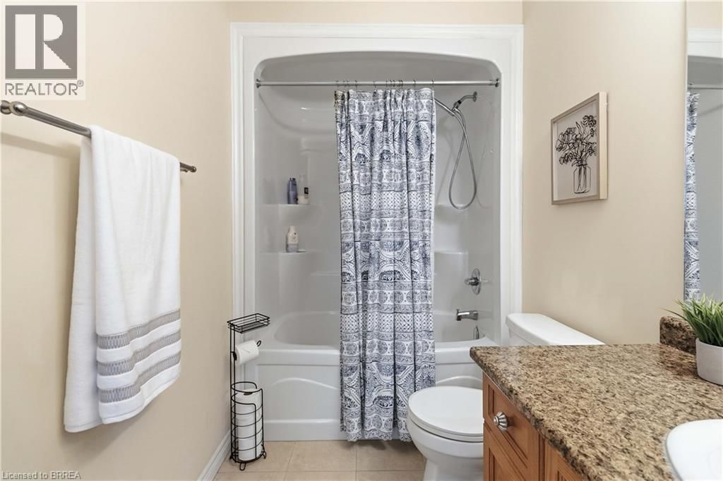 1 CHARLESWOOD CRESCENT Image 29