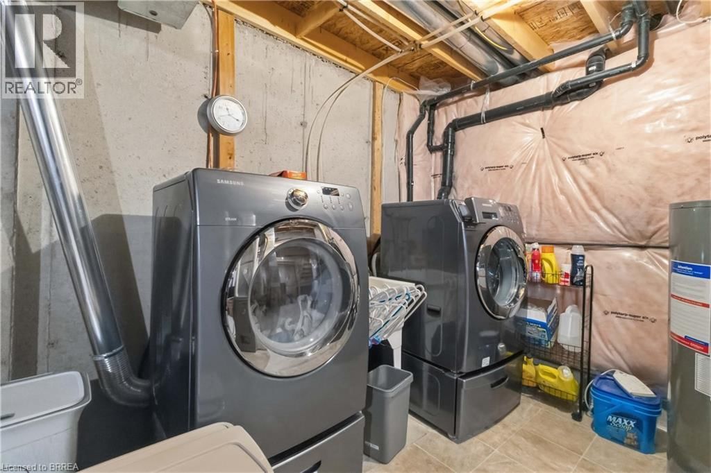 1 CHARLESWOOD CRESCENT Image 34