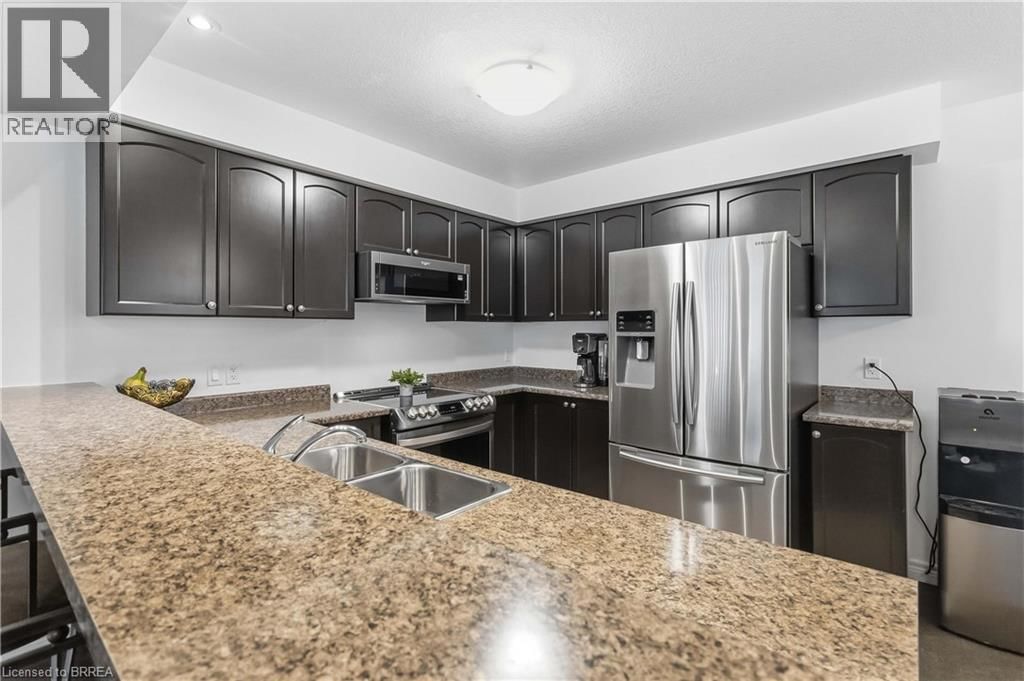 1 CHARLESWOOD CRESCENT Image 8