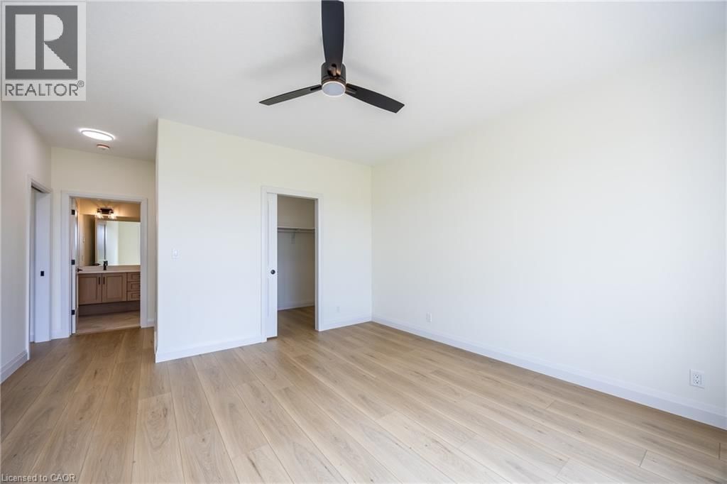 218 SCHOONER DRIVE Image 22