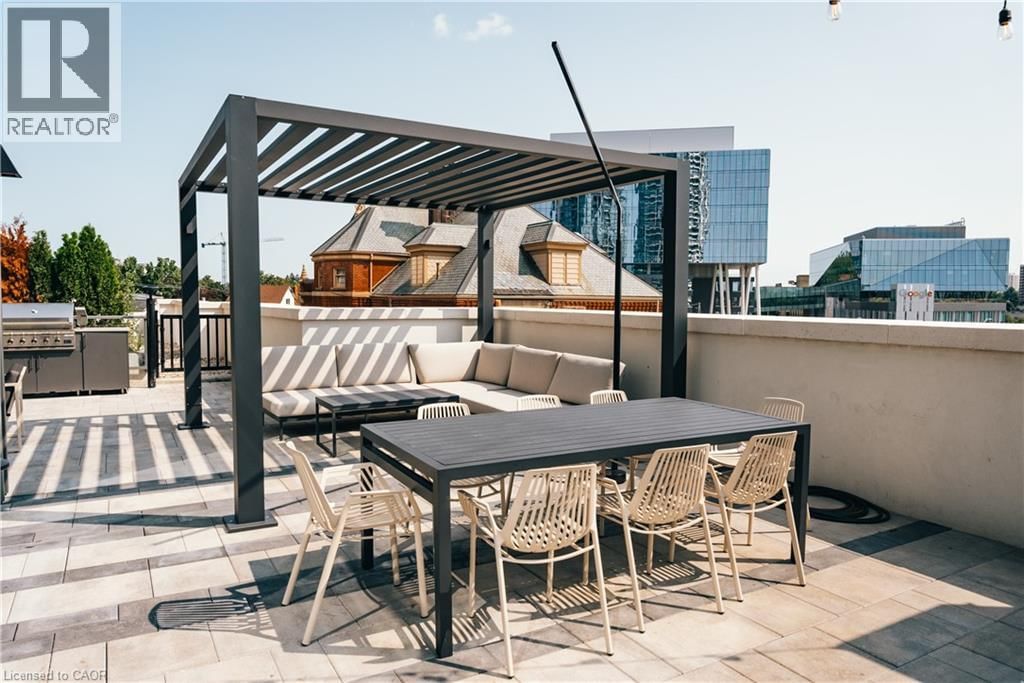 1807 - 25 WELLINGTON STREET SOUTH Image 26