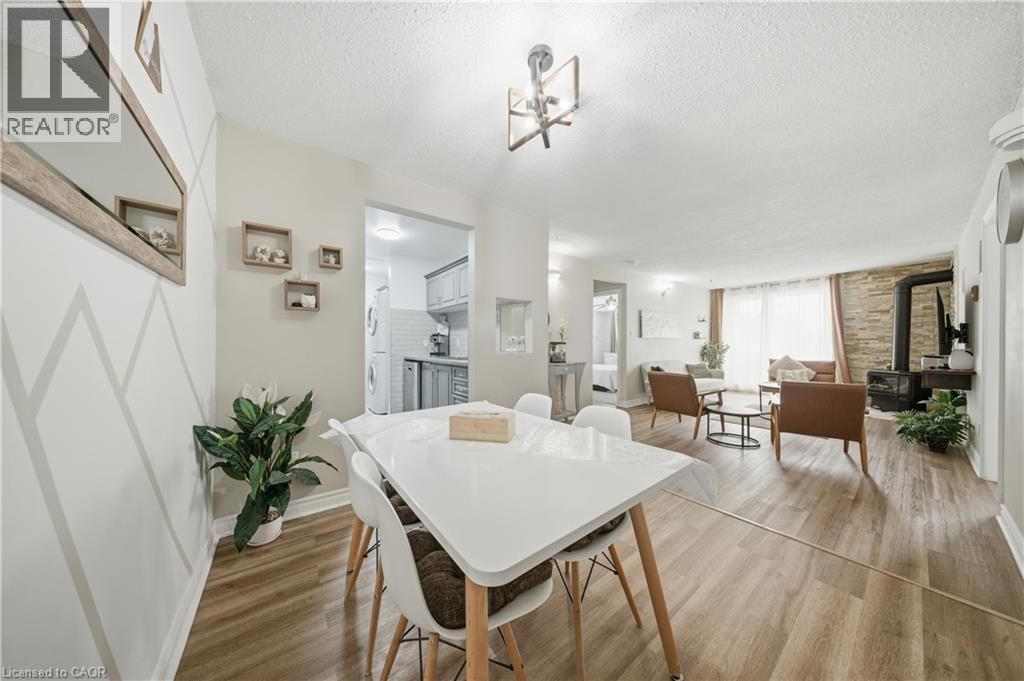 28 - 1096 JALNA BOULEVARD Image 10