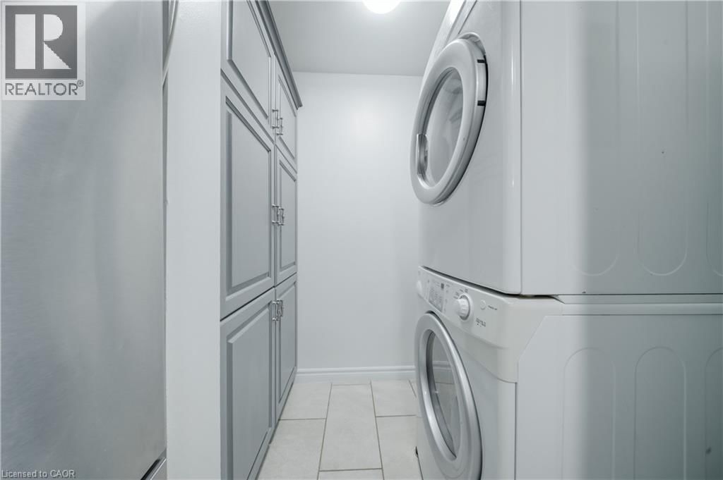 28 - 1096 JALNA BOULEVARD Image 14