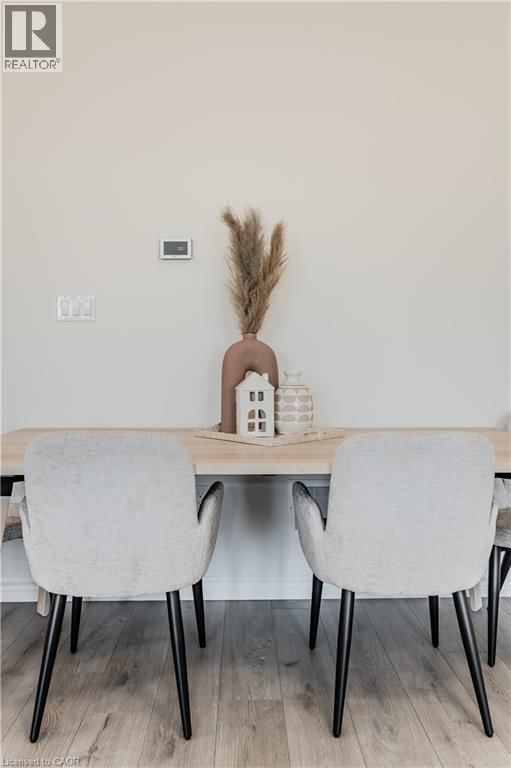 6 LOMOND LANE Image 20