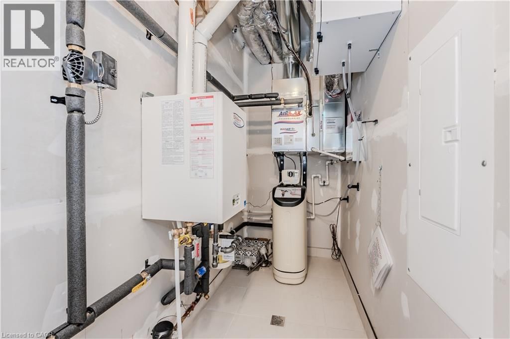 6 LOMOND LANE Image 39