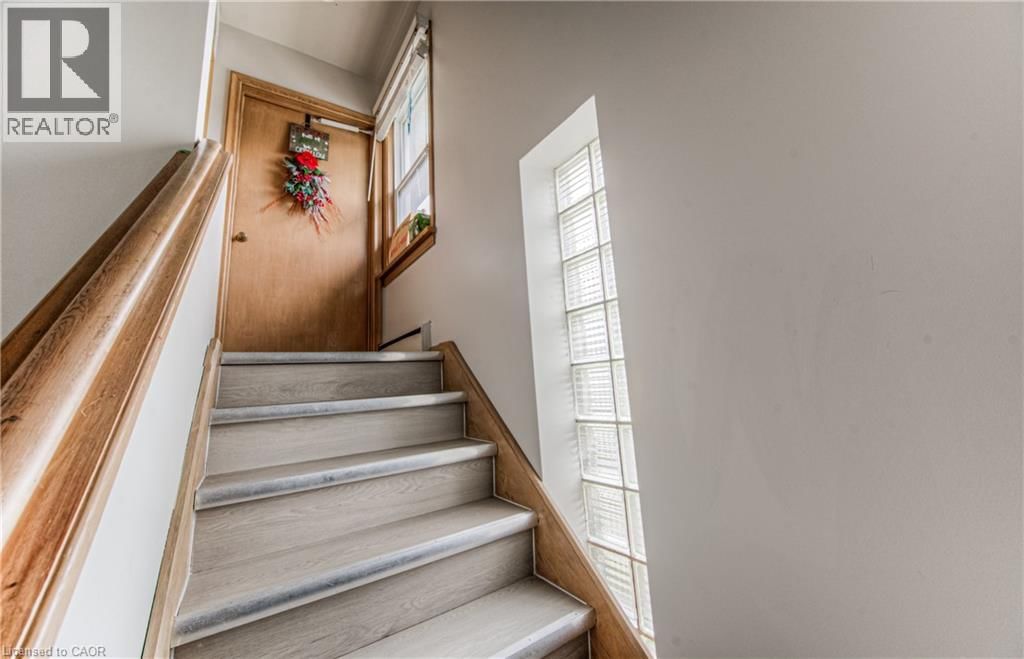 218 MARGARET AVENUE Image 17