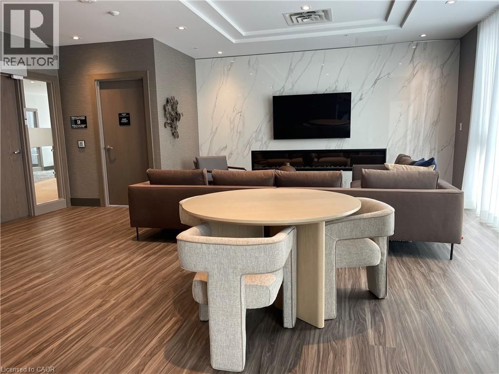 2511 - 75 JAMES STREET SOUTH Image 25