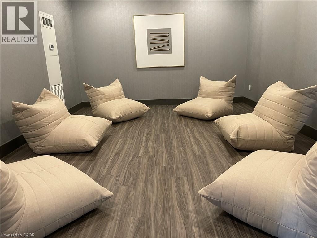 2511 - 75 JAMES STREET SOUTH Image 35