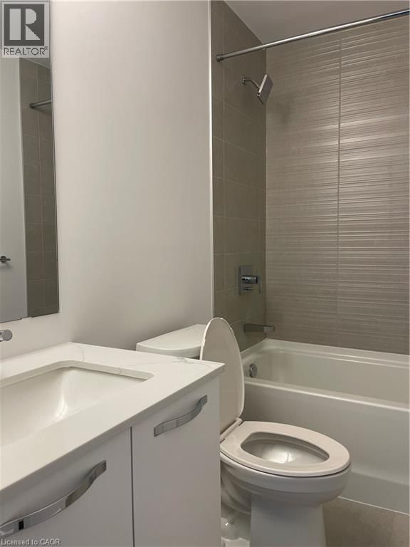 2511 - 75 JAMES STREET SOUTH Image 8