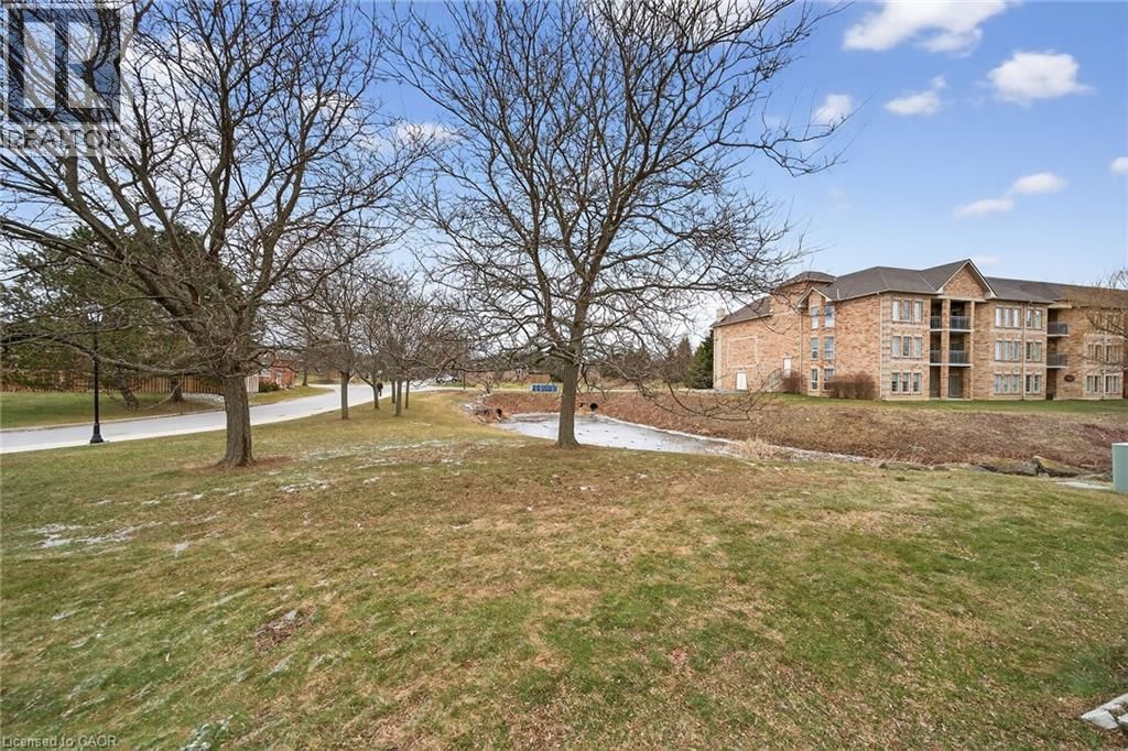 4 - 60 NATALIA AVENUE Image 33