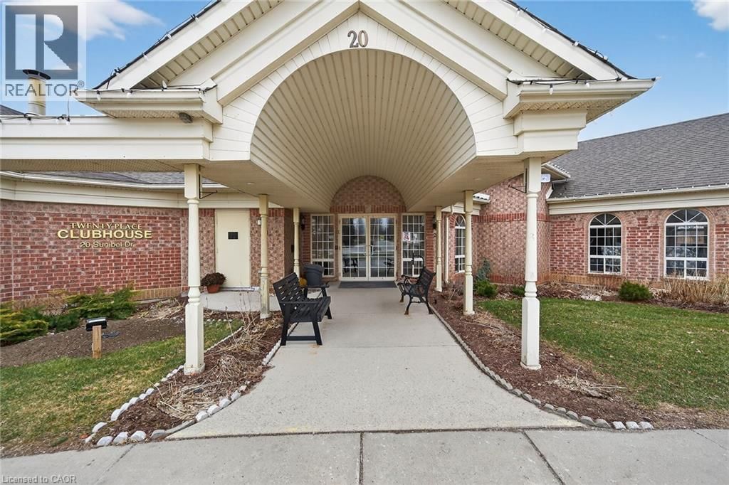 4 - 60 NATALIA AVENUE Image 34