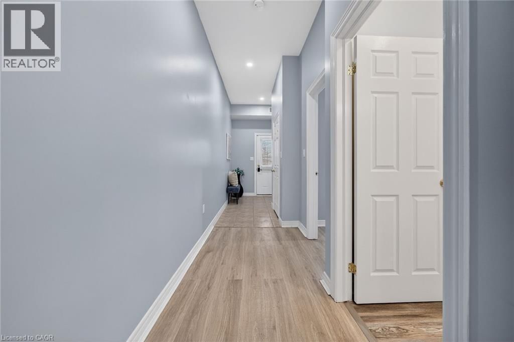 4 - 60 NATALIA AVENUE Image 7