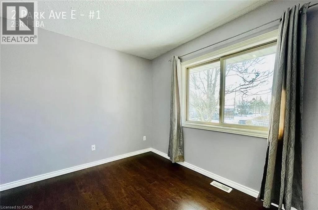 2 PARK AVENUE Image 7