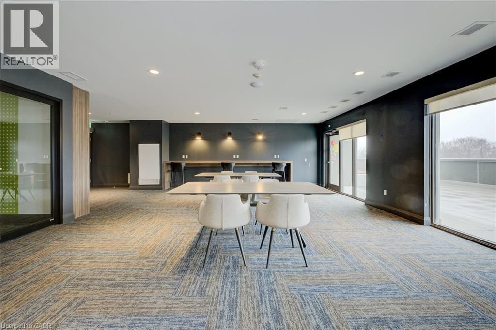 609 - 50 GRAND AVENUE SOUTH Image 45