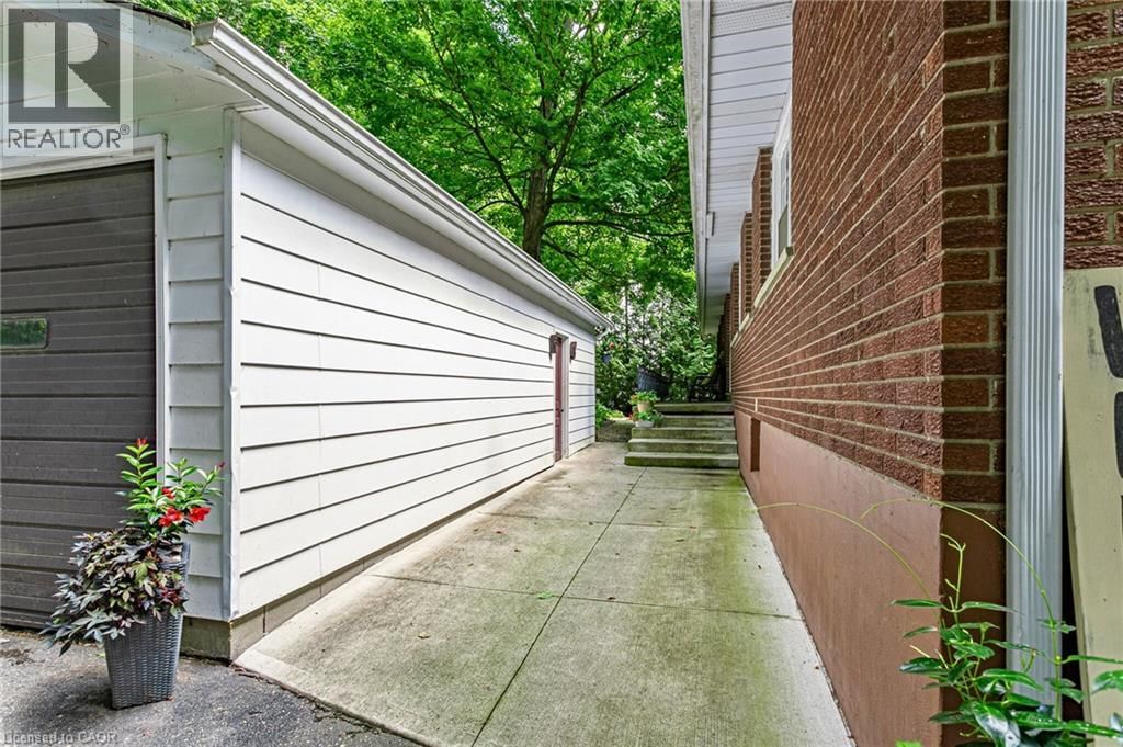 587 WINDHAM 13 ROAD Image 14