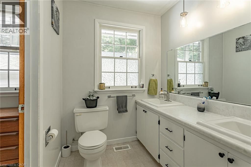 587 WINDHAM 13 ROAD Image 25