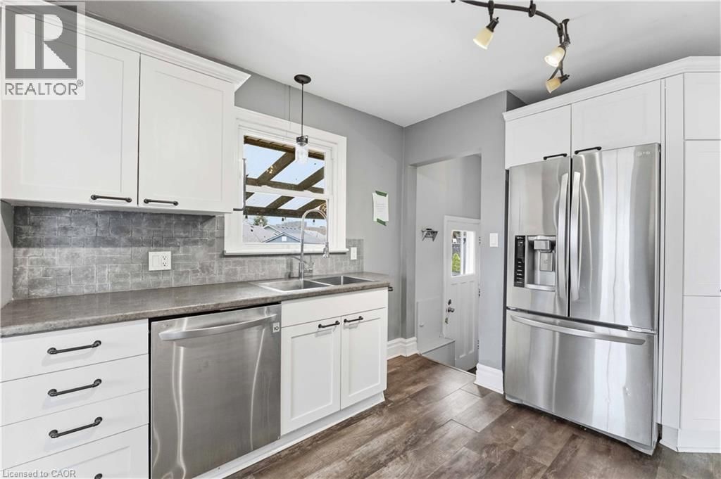 40 NICKERSON AVENUE Image 8