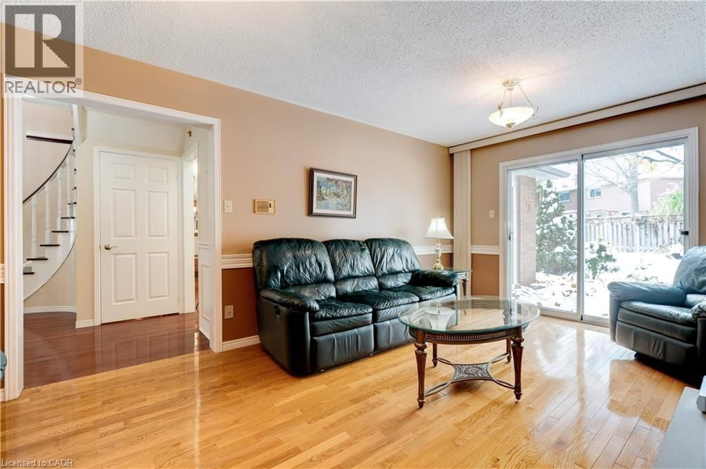 1151 MANOR ROAD Image 15