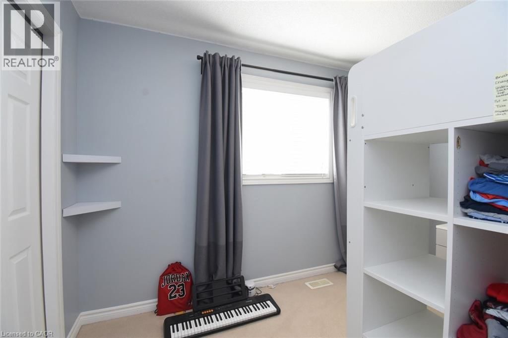 16 MIDANBURY WAY Image 23