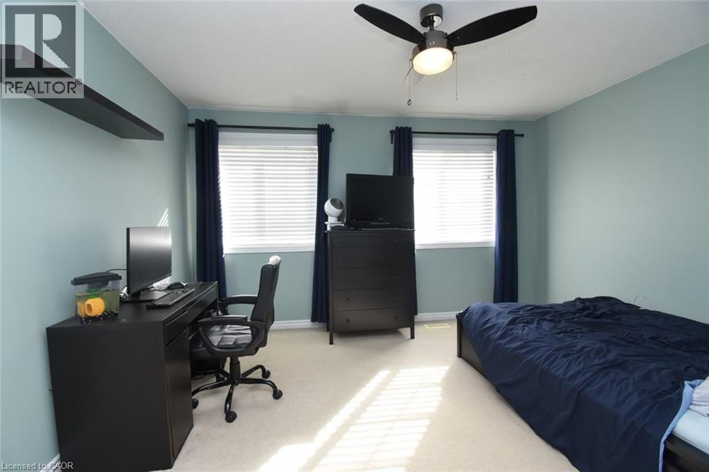 16 MIDANBURY WAY Image 24