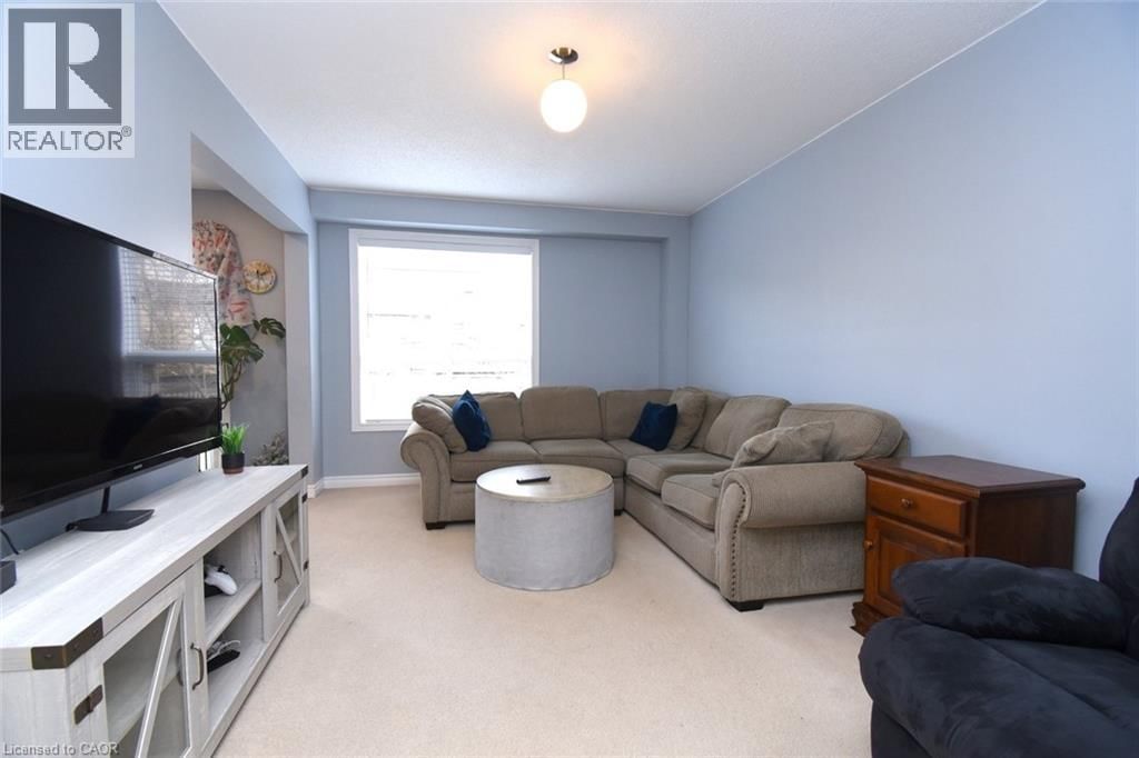 16 MIDANBURY WAY Image 6