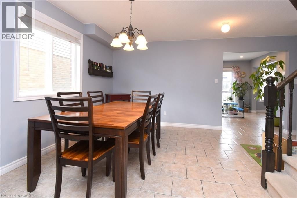 16 MIDANBURY WAY Image 7