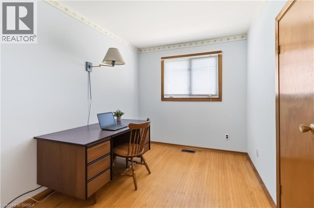 213 MCGILL ROAD Image 10